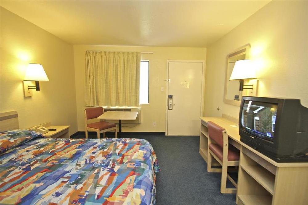 Motel 6-Windsor Locks, Ct - Hartford Quarto foto