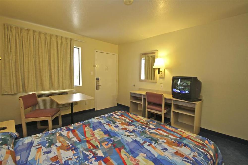 Motel 6-Windsor Locks, Ct - Hartford Quarto foto